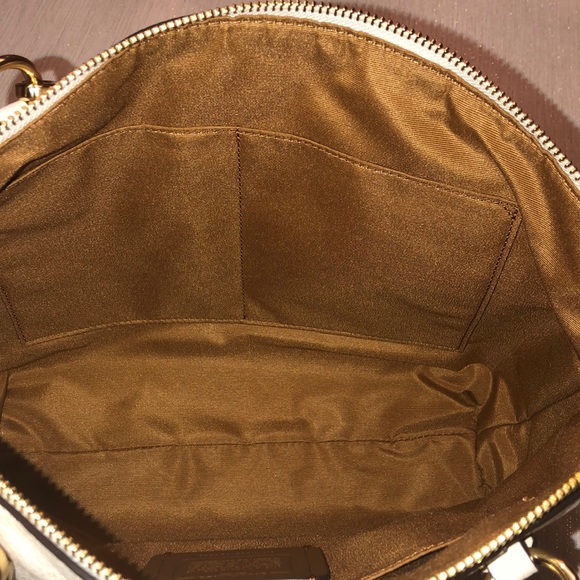 White Coach Kelsey Crossbody Satchel - Picture 6 of 6